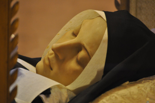 Etiologia Fenomenológica da Incorruptibilidade Cadavérica Completa de Santa Bernadette Soubirous.