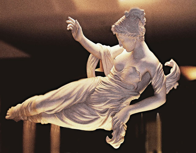 Aparição da “Deusa” Grega, durante Espetáculo de Ballet (e doze dados precisos, confirmados pela destinatária, fora do conhecimento do médium).